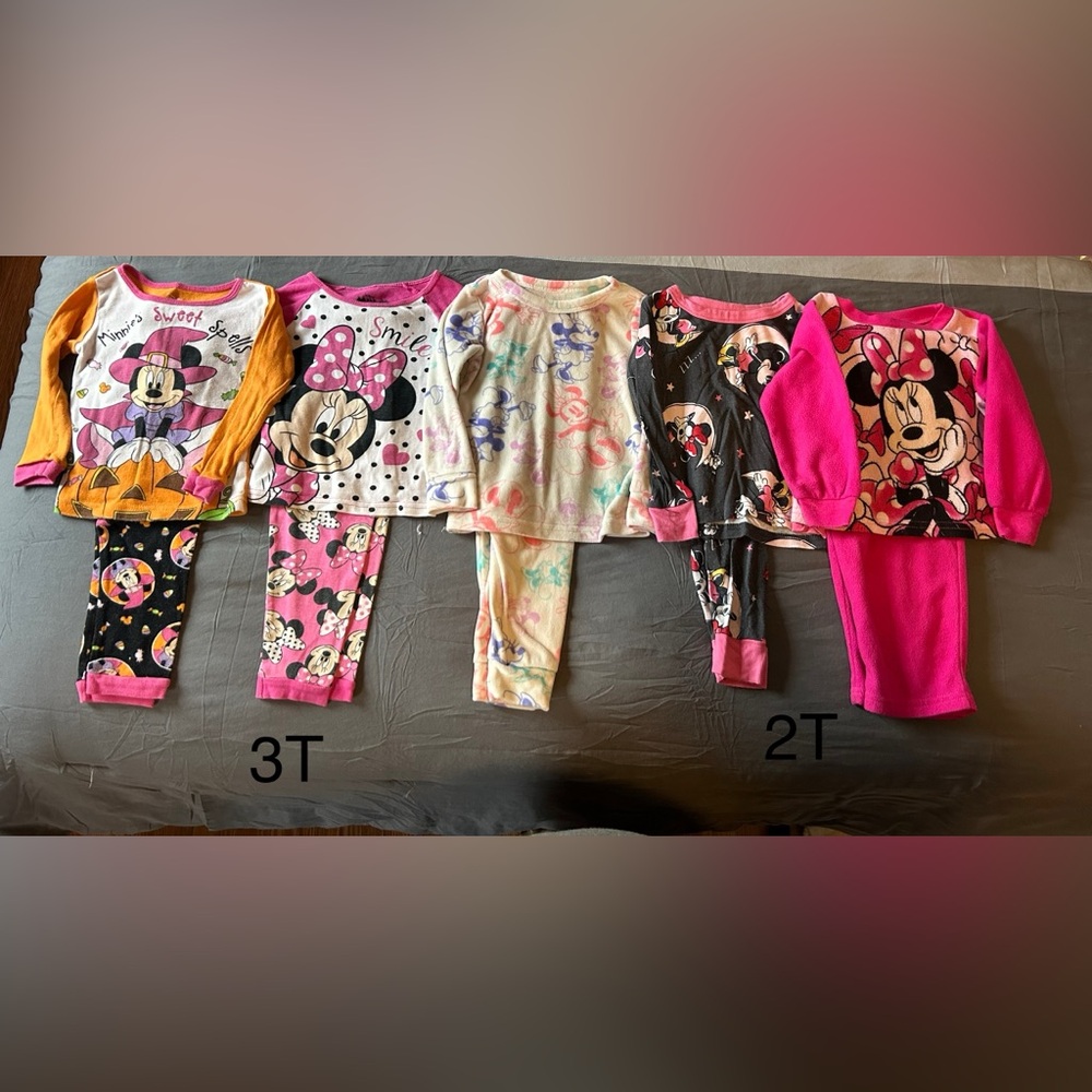 Minnie Mouse pajama sets
